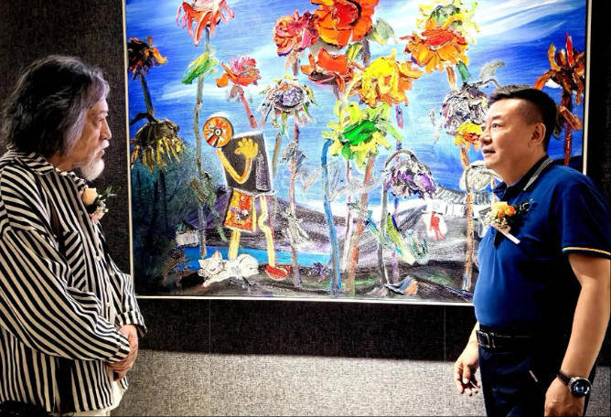 北京荣宝斋今天发生了一件大事：程晓光油画吸引了各路大咖